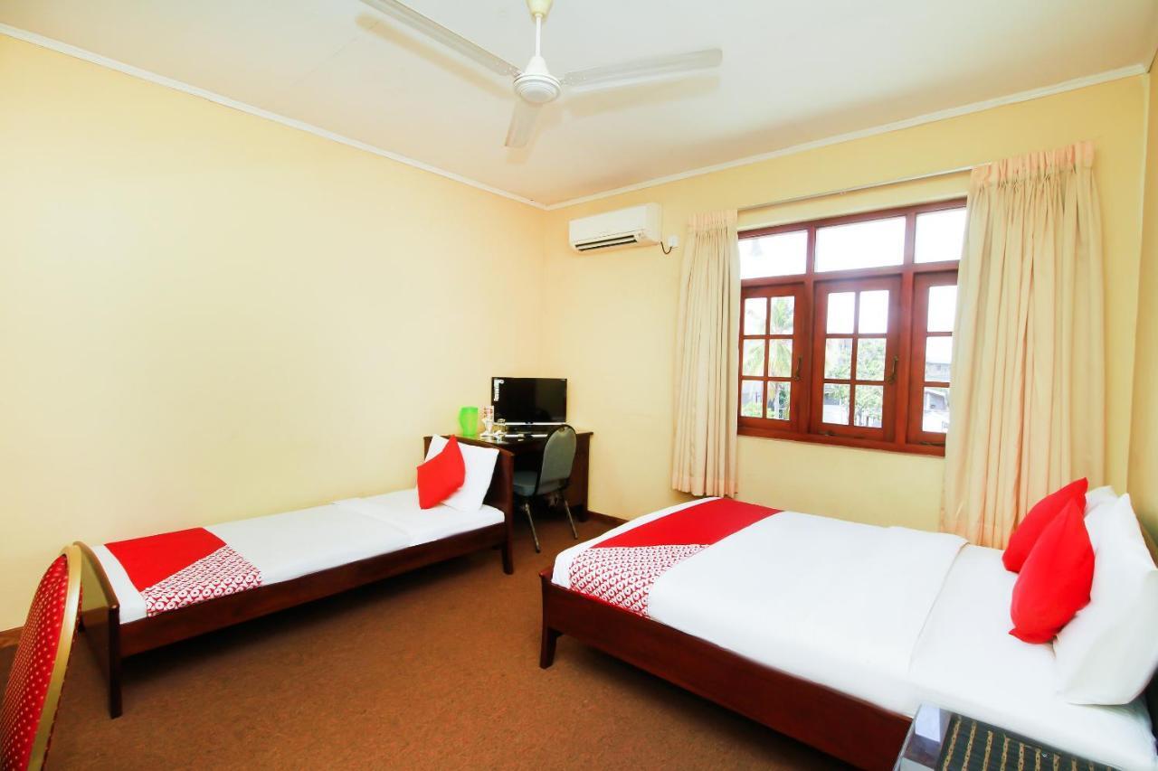 Chinese Lotus Luxapathiya - Shanghai Hotel Moratuwa Quarto foto